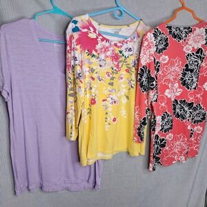 Lot of 3 Women's Tops - Felina Lavender‎ V-Neck & Floral Print Long Sleeve L